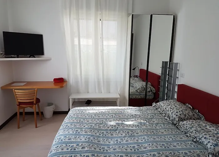 فندق مبيت وإفطار Rosa Blu كومو