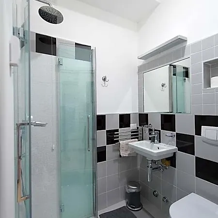 Rosa Blu Bed & Breakfast 4*