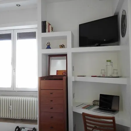 ベッド・アンド・ブレックファスト Rosa Blu 4*