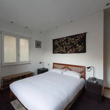 Rosa Blu ベッド・アンド・ブレックファスト コモ